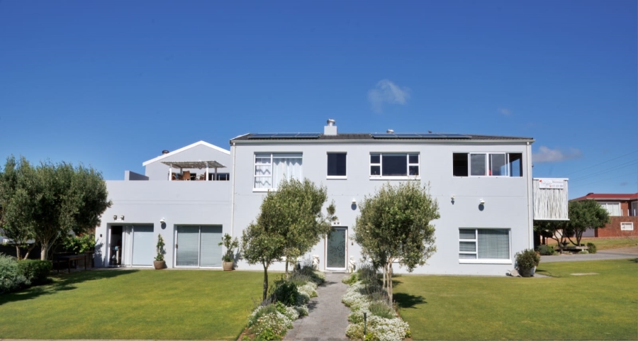 7 Bedroom Property for Sale in Stilbaai Wes Western Cape